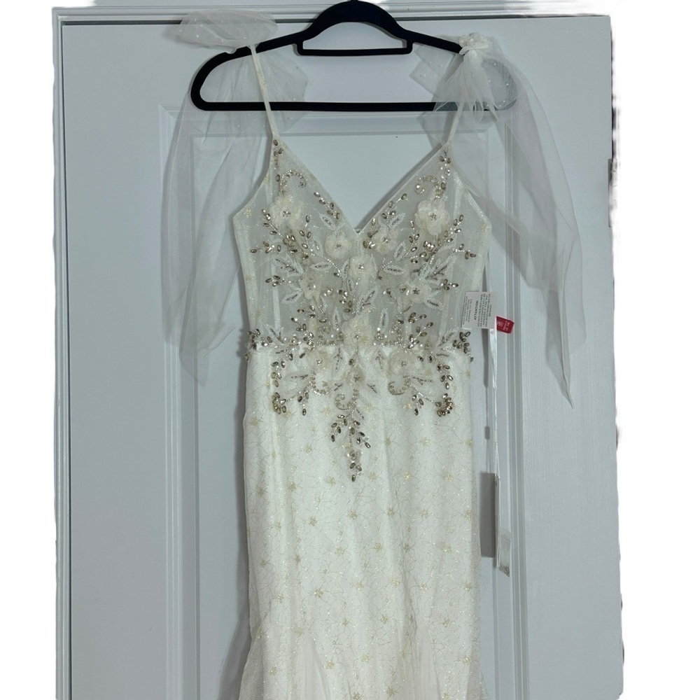 Mac Duggal Style 50666 White & Gold Embellished Mermaid Gown Women’s US 6 - Picture 3 of 11